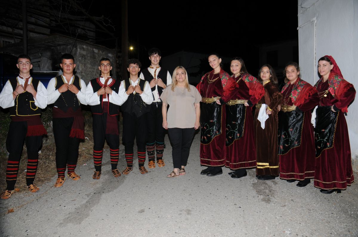 Ζωντάνεψε το Νησί με τη 13η Γιορτή Καραβίδας