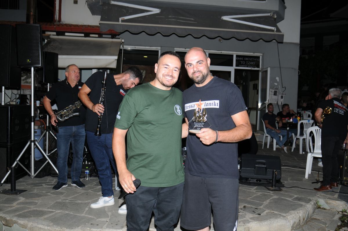 Ζωντάνεψε το Νησί με τη 13η Γιορτή Καραβίδας