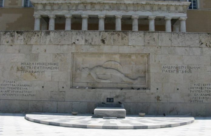 Ηθική δικαίωση για την Αλμωπία