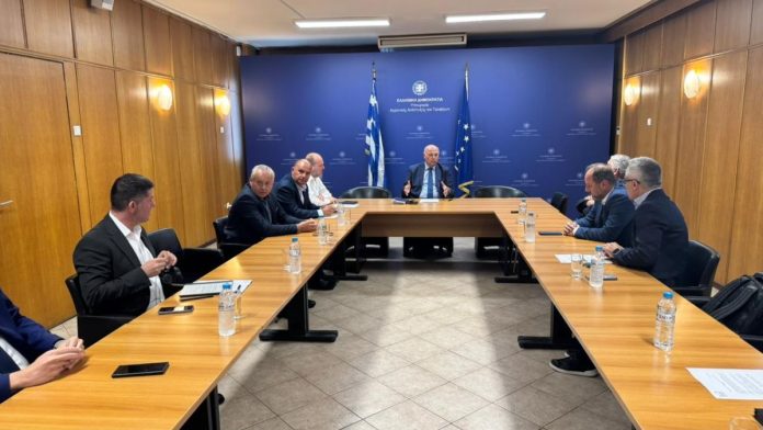 Συνάντηση Κώστα Τσιάρα με τη Διεπαγγελματική Οργάνωση Βάμβακος
