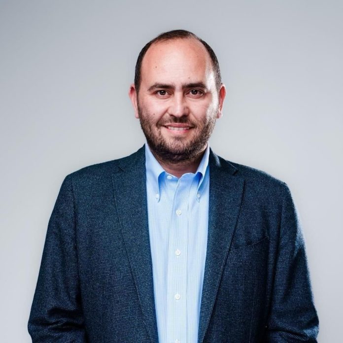 Λάκης Βασιλειάδης: Οι Πρόμαχοι Νίκησαν!