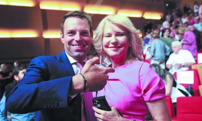 Διάλυση στον «Προοδευτικό Συνασπισμό»