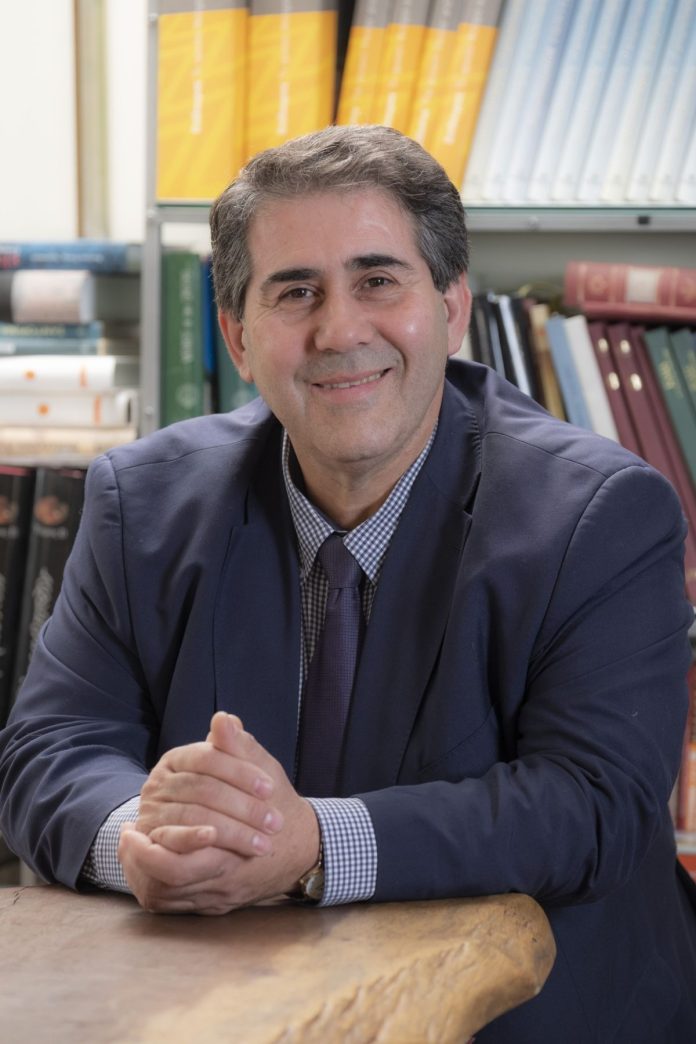 Δάνης Τζαμτζής: Δελτίο Τύπου