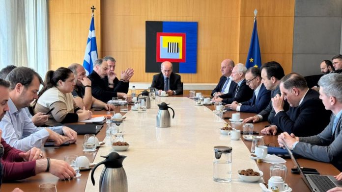 Συνάντηση εκπροσώπων αγροτών με την κυβέρνηση