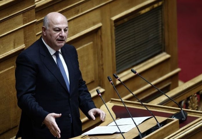 Κώστας Τσιάρας: Δεν υπάρχει εγκεκριμένο εμβόλιο