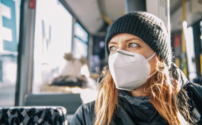 Εμβολιασμός και μάσκα «ανάχωμα» στην γρίπη!