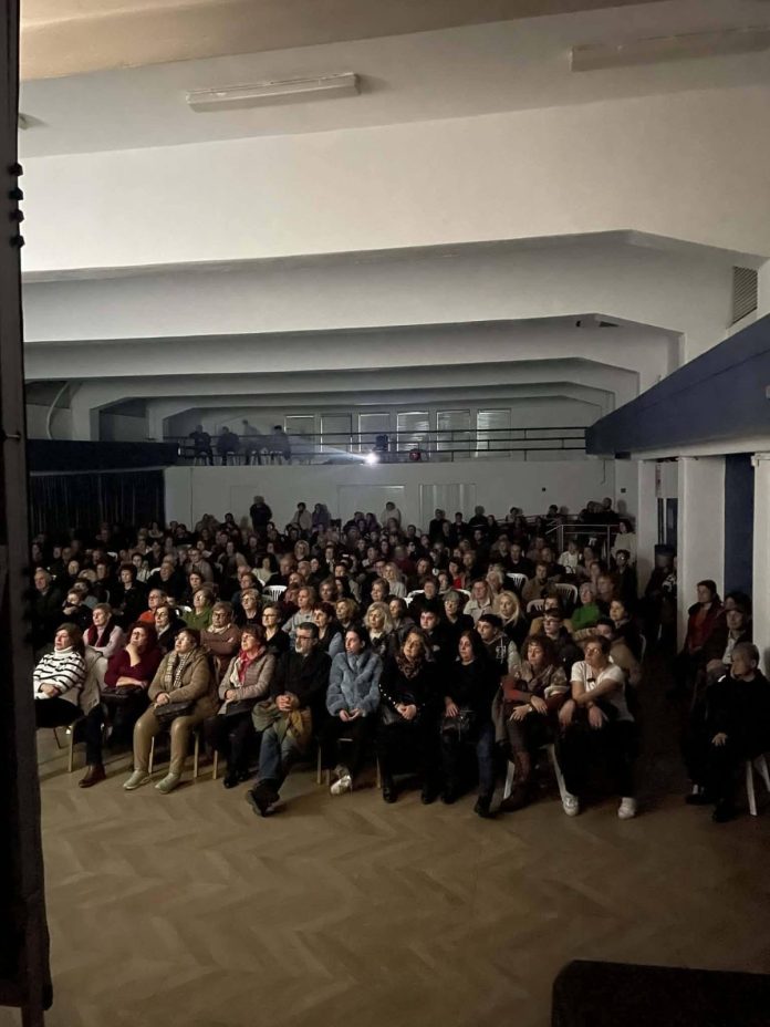 Σκύδρα: «Πλημμύρισε» το Πνευματικό Κέντρο για τον Καποδίστρια