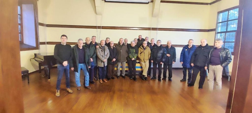 ΠΑΡΑΠΟΛΙΤΙΚΑ