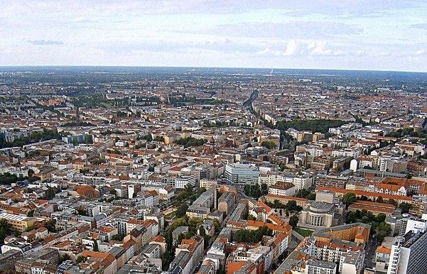 ΤΟ ΜΕΓΑΛΟ ΔΙΛΗΜΜΑ ΜΗΤΣΟΤΑΚΗ: Θα Σώσει τα Σπίτια των Ελλήνων ή τα Κέρδη των Funds;