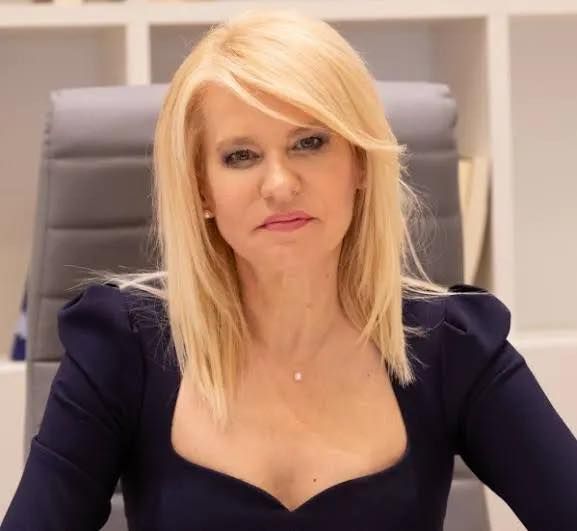 Θεοδώρα Τζάκρη: «Απροστάτευτοι οι καταναλωτές