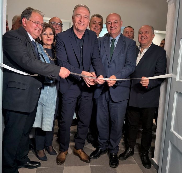 Εγκαινιάστηκε το νέο ερευνητικό Κέντρο Ορεινότητας «ΟΡΟΣ» του ΕΚΕΤΑ στη Λίμνη Πλαστήρα