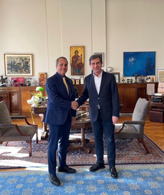 Συνάντηση του ΥΜΑΘ με τον Γενικό Πρόξενο των ΗΠΑ στην Θεσσαλονίκη