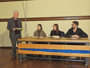 «Σαν Αεράκι» στο Παρθεναγωγείο: Μια βραδιά γεμάτη συναίσθημα και ελπίδα για το νέο βιβλίο του Δημήτρη Τσολάκη