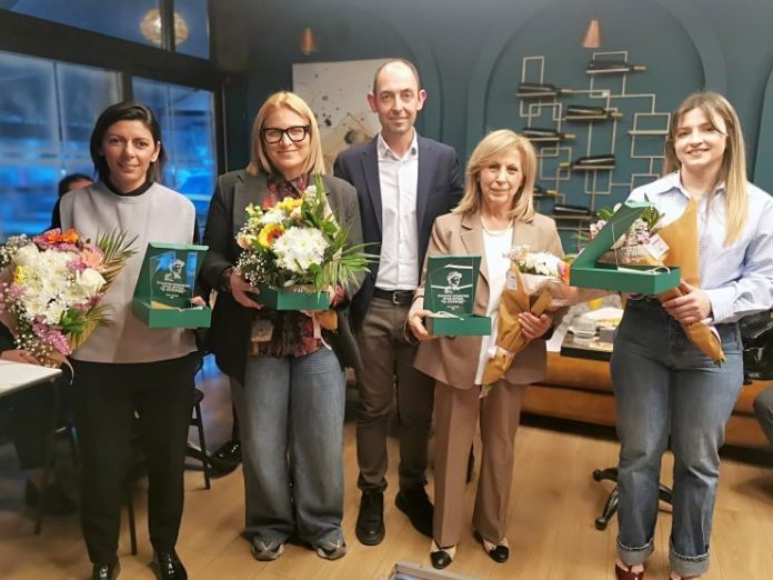 Ιδιαίτερα επιτυχημένη η εκδήλωση του «ΠΥΡΡΟΥ» για τη γιορτή της γυναίκας