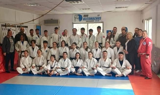 Μαύρες Ζώνες με Άρωμα Έδεσσας: Κορυφαία Διάκριση για την Ακαδημία Άθλησης στο Ζίου-Ζίτσου