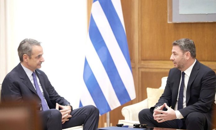 Την ώρα που κλιμακώνεται η ένταση στη Μ. ΑνατολήΚ. ΜΗΤΣΟΤΑΚΗΣ: Η καρδιά μας βρίσκεται στην Κύπρο!