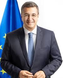 Α. Τζιτζικώστας: «Να σταματήσει κάθε ενέργεια για κλείσιμο των Στενών του Ορμούζ»