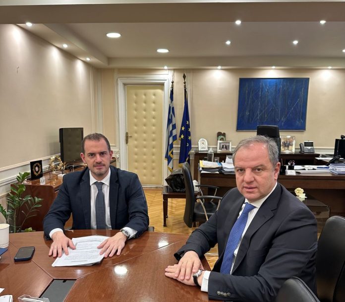 Σταμενίτης στον Υφυπ. Οικονομικών για παραγωγούς και πωλητές λαϊκών αγορών