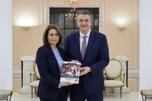 Α. Τζιτζικώστας από Ρουμανία