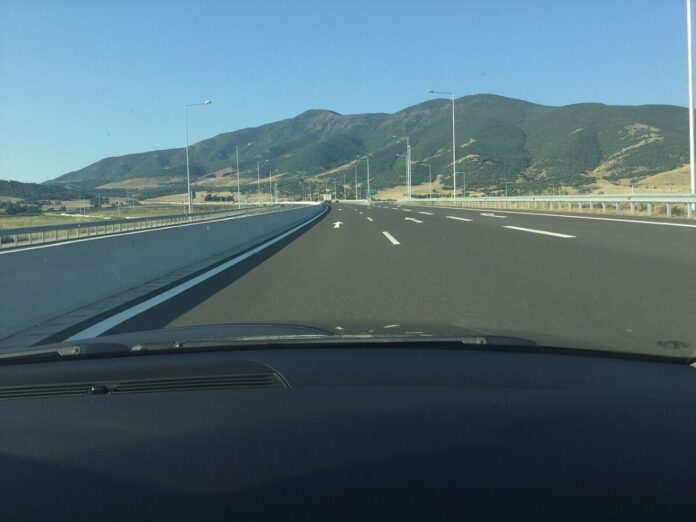 Ο Ε65 «αγκαλιάζει» τη Βόρεια Ελλάδα: Πώς η ολοκλήρωση του αυτοκινητοδρόμου φέρνει την Πέλλα πιο κοντά στη Θεσσαλία